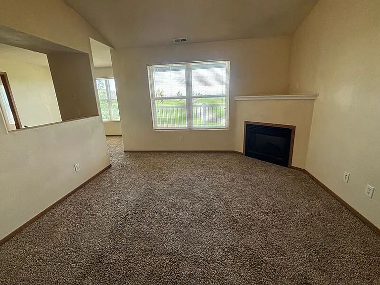 6005B Chapel Hill Blvd #202 — Photo 2