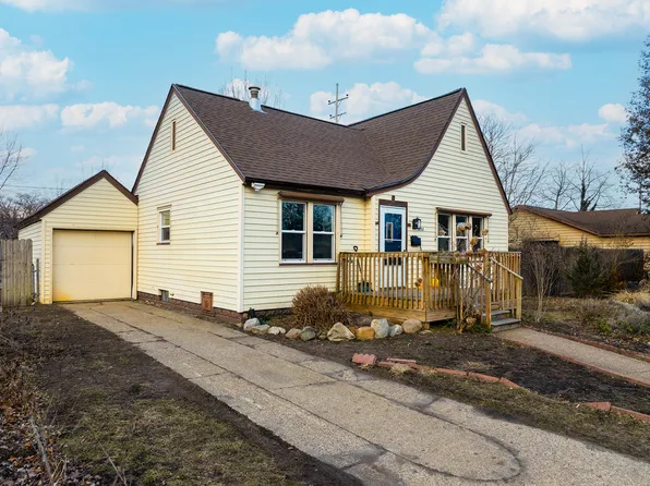 1098 W Broadway Ave, Muskegon, MI 49441