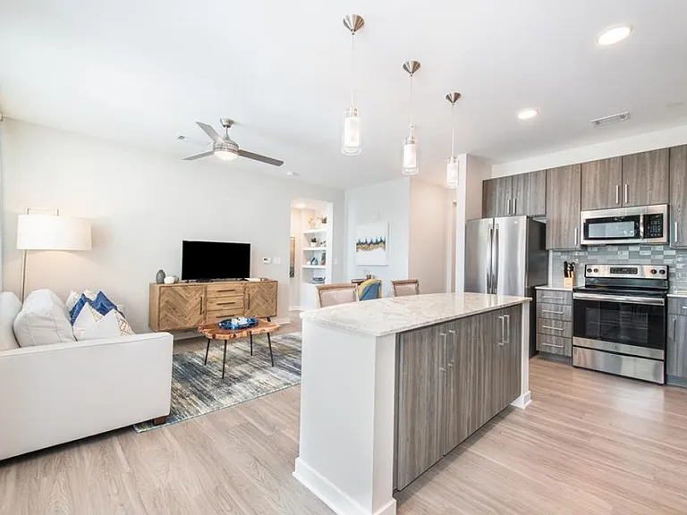 Overture Daniel Island 55+ Active Adult Apartment Homes — Photo 56