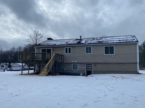 4th image of 27 Marlene Dr