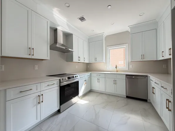 228 Sinclair Ave, Staten Island, NY