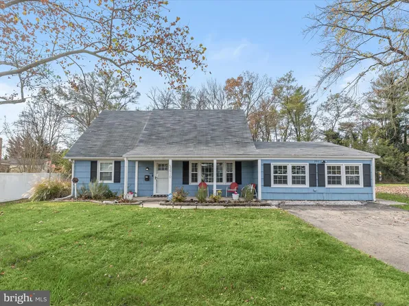 3910 Winchester Ln, Bowie, MD 20715