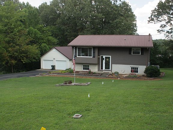 3rd image of 329 Ironwood Dr