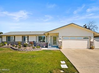 2607 W Viola Ave, Yakima, WA 98902