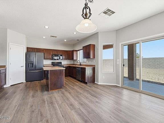 4th image of 9934 E Hay Loft Rd