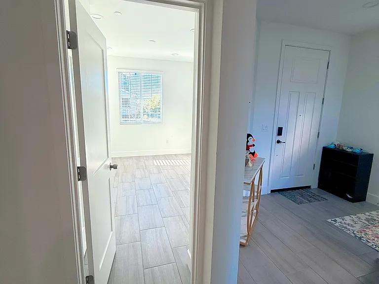 Downstairs bedroom with private bathroom