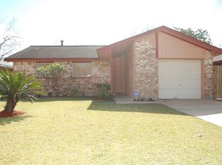 1422 N Circle Park St, Pasadena, TX 77504