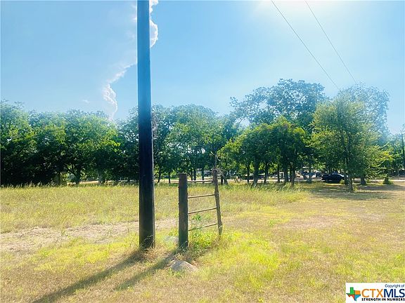 5th image of Pecan Valley Dr