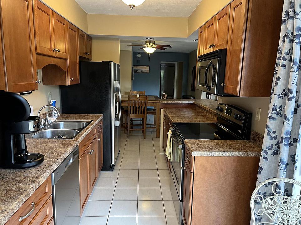 Abbey Villa Apartments Fontana, WI Zillow