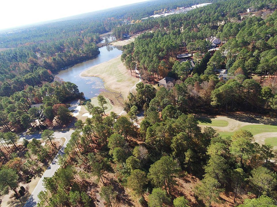 2nd image of 115 Eagle Point Ln