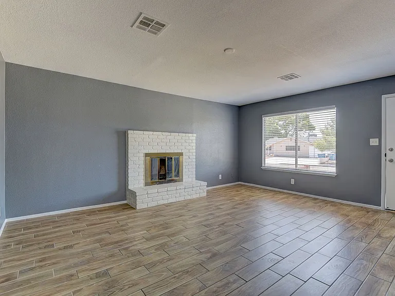 5708 Pinecone Pl — Photo 5