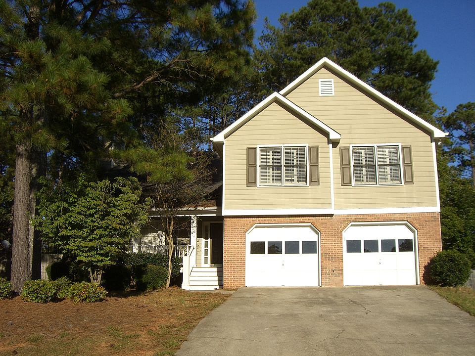 3 or 4 bedroom, 3 full bath