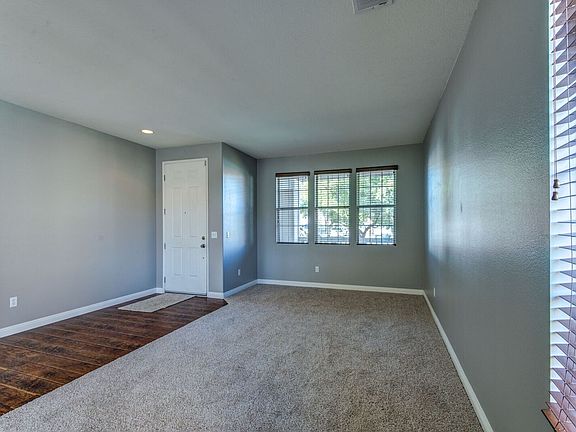 5th image of 2239 Versailles St