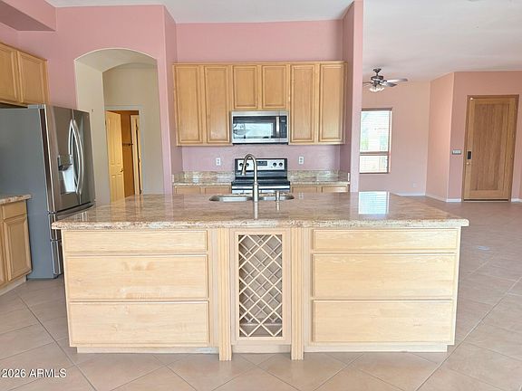 4th image of 1127 E JOY RANCH Road
