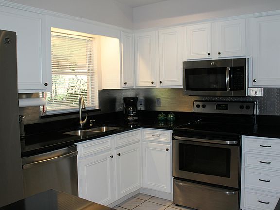 5th image of 1362 Coronet Dr