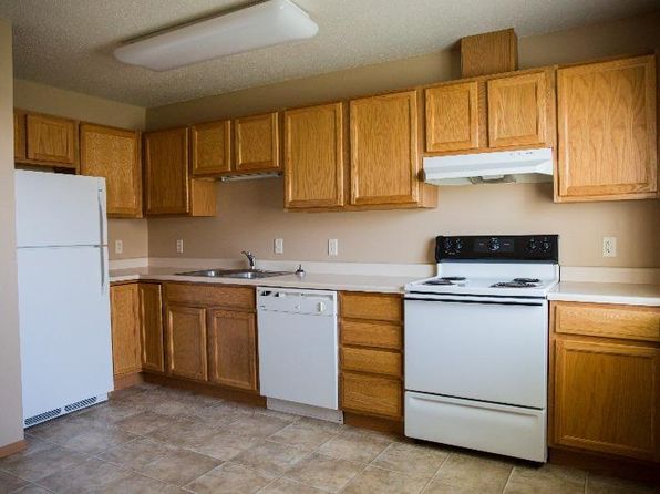 Hunters Gate Townhomes | 119 S Cliff Ave, Harrisburg, SD