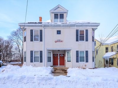 30-30 Henry St #B, Clinton, MA, 01510