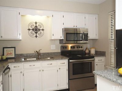 4257 The Oaks Dr, Raleigh, NC, 27606
