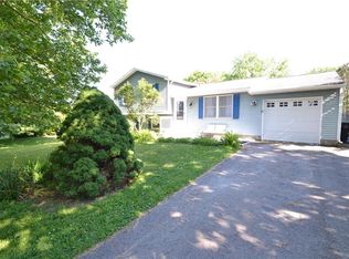 1532 Waterford Rd, Walworth, NY 14568