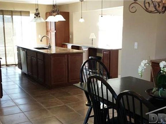 4th image of 28368 Hunter Ct