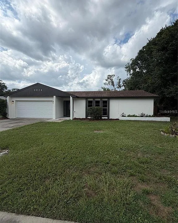 3024 Blown Feather Ln