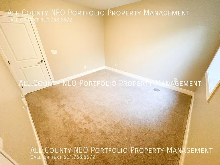 1383 N Grant Ave — Photo 43