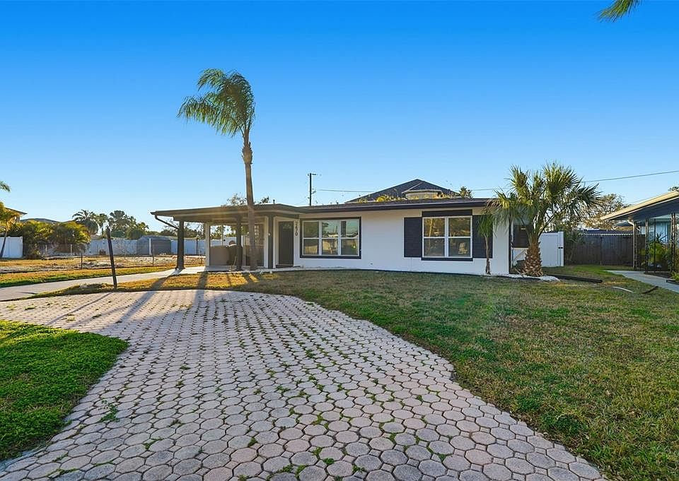 1st image of 2470 Del Rio Way