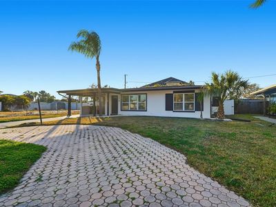 2470 Del Rio Way, Dunedin, FL, 34698