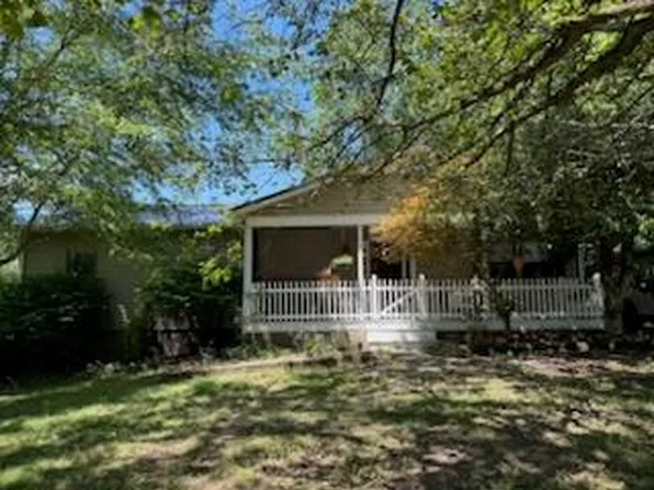 7585 Southfork Rd, Baxter, TN 38544