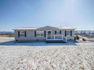 758 Grassy Hollow Rd, Tazewell, TN 37879