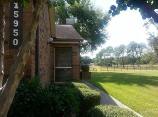 15950 Seahorse Dr, Houston, TX 77062