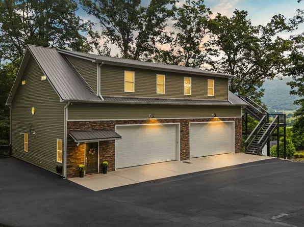 257 Scenic Hollow Dr, Dunlap, TN 37327