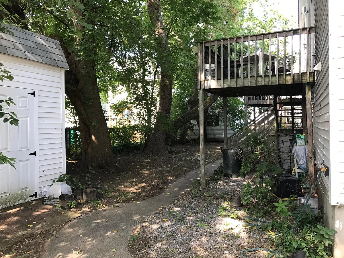 Building Photo - 16 Marshall Ter #A