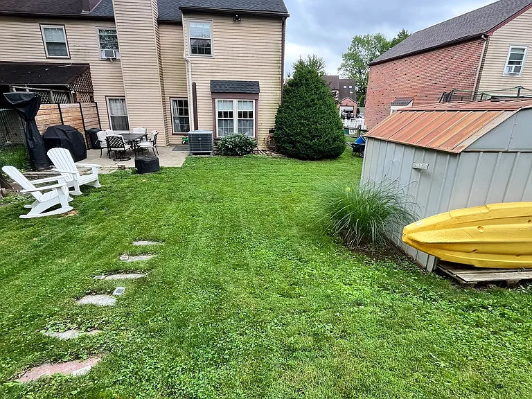 121 Garrison Ct — Photo 21