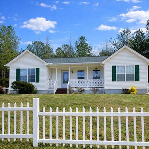 736 Rodgers Rd, Seneca, SC, 29678