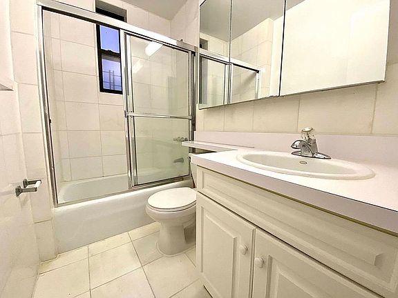 5th image of 146 W 79th St #3BB2