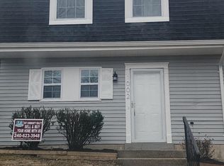 1002 Barnesbury Ct, Capitol Heights, MD 20743