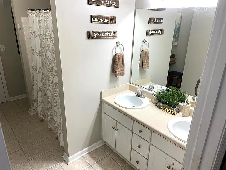 306 Hogan Way — Photo 10