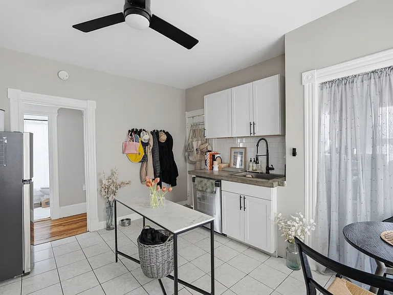 186 Arnoldale Rd #2 — Photo 7