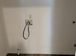 136 W Locust St, Newark, OH 43055