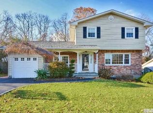 74 Marie Cres, Commack, NY 11725