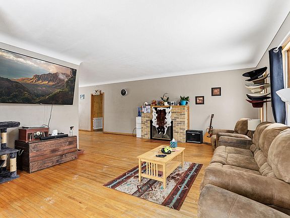 5th image of 345 2nd Ave SW