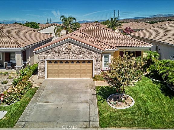 5th image of 1034 Riviera Ct
