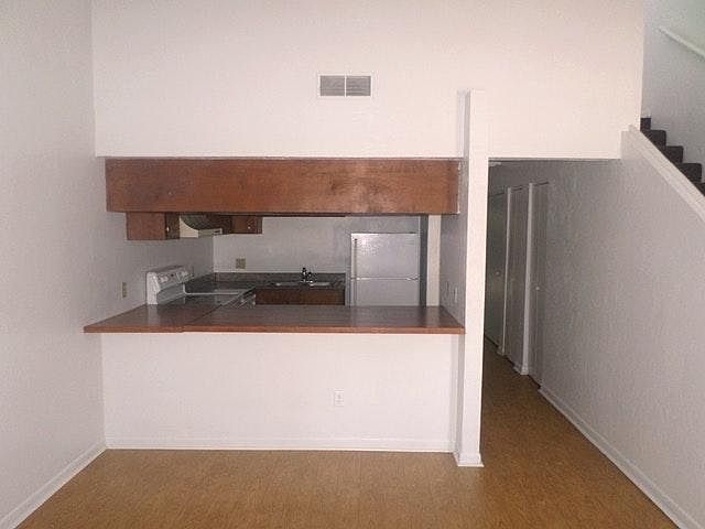 1st image of 1279 E Orange Ave