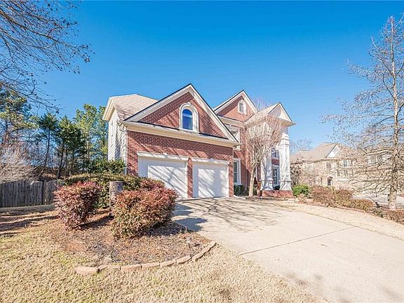 3rd image of 927 Laurelwood Ct