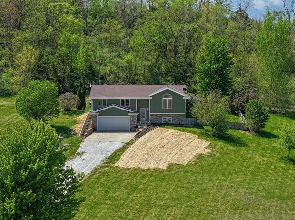 2853 Preston Pl, Logan, IA 51546