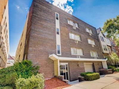 4434 North Oakland AVENUE #206, Shorewood, WI, 53211