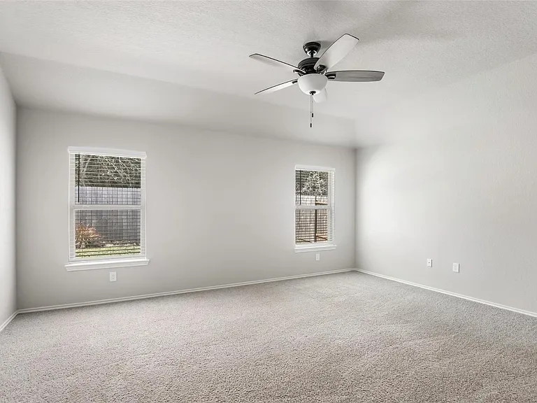 10031 Spring Creek Rd — Photo 22