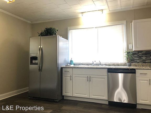 5th image of 2209 Twin Ave