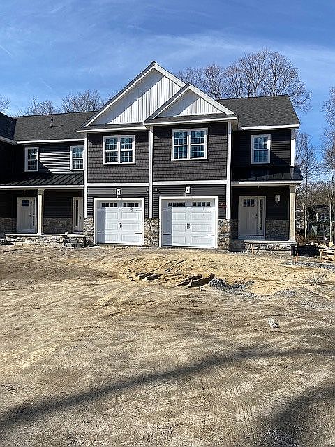 1st image of 17 Glenwood Ave